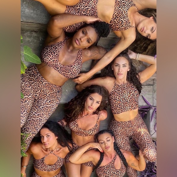 Lici Fit Cheetah LEGGINGS ONLY  (Regular Leggings) - Picture 2 of 6